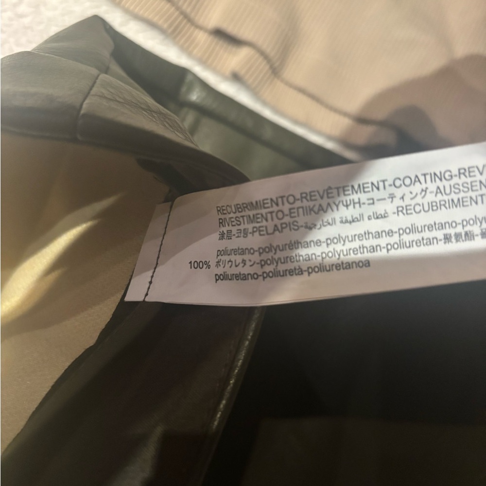 ✨ Stradivarius dark olive green Vegan Skirt - 
EUC 💫 - Picture 6 of 8